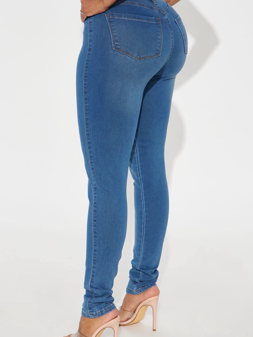 NWT Fashion Nova Mid-Blue High-Rise Skinny Jeans - Picture 2 of 3